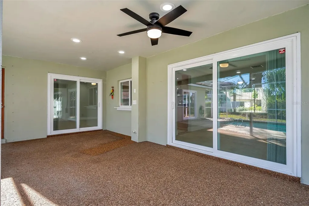8789 Maplewood Road Seminole FL 33777