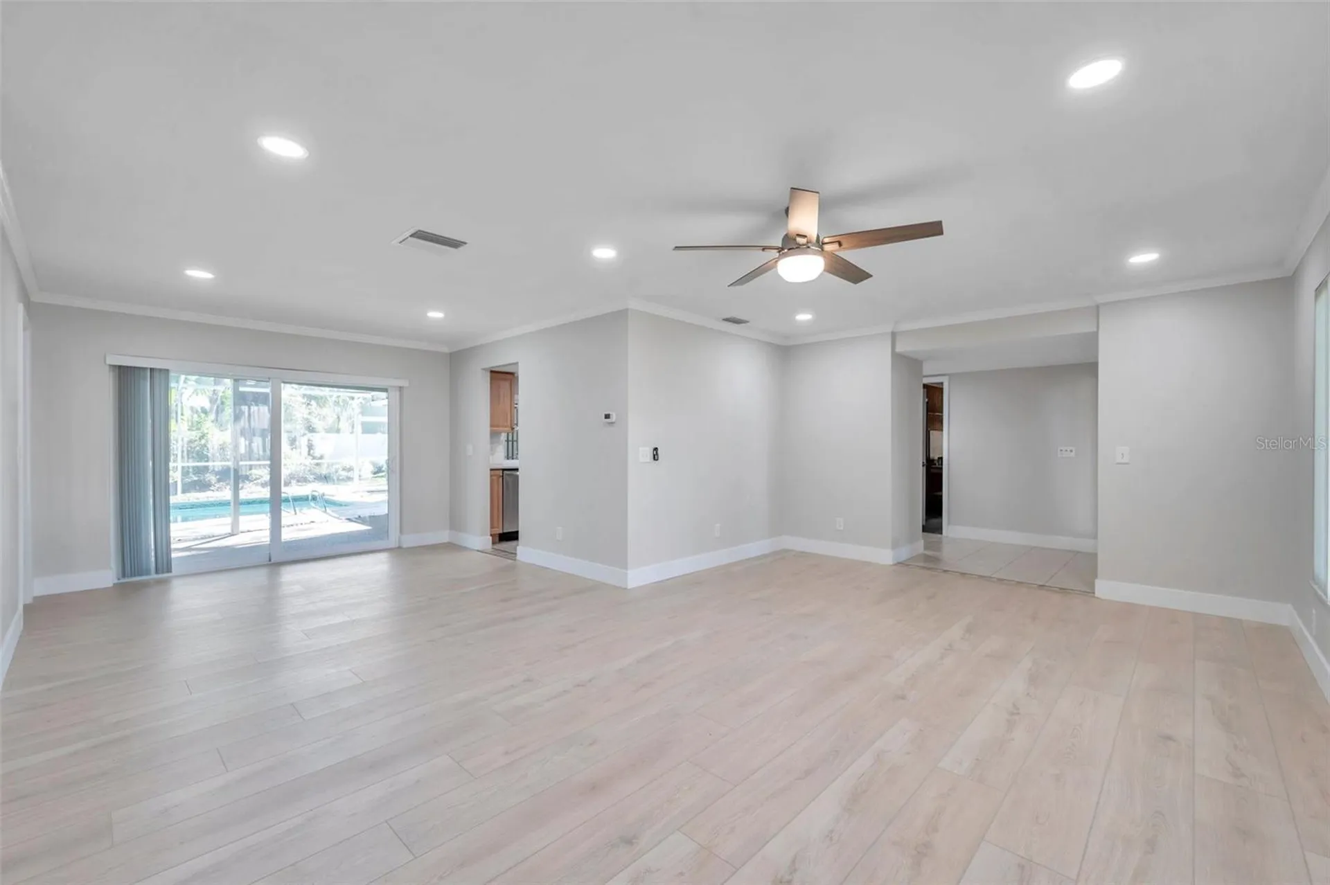 8789 Maplewood Road Seminole FL 33777