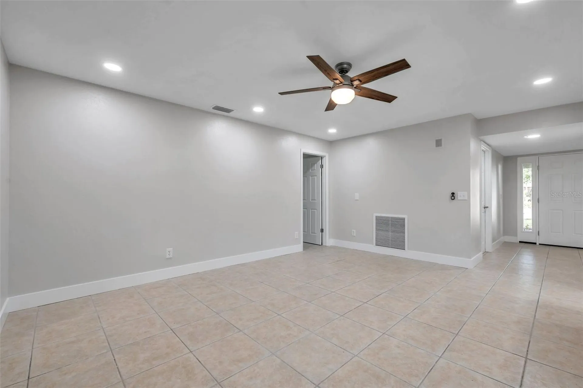 8789 Maplewood Road Seminole FL 33777