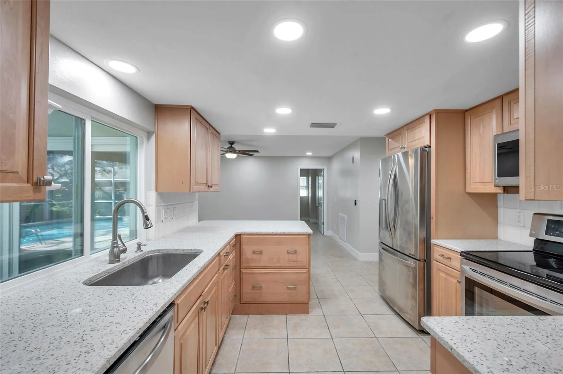 8789 Maplewood Road Seminole FL 33777