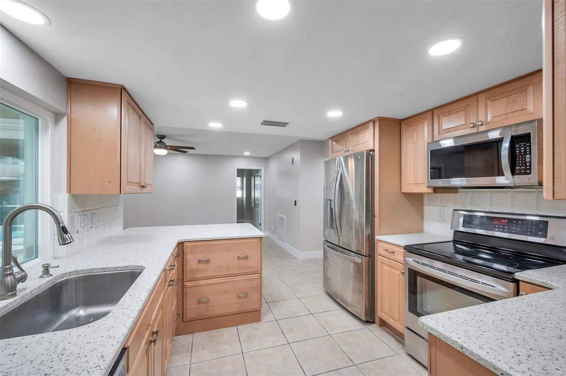 8789 Maplewood Road Seminole FL 33777