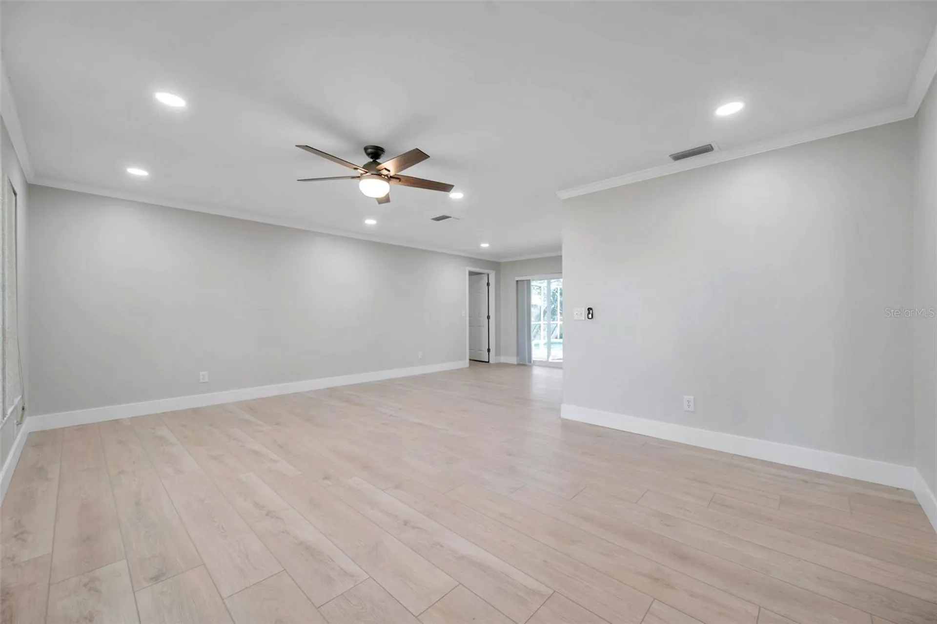 8789 Maplewood Road Seminole FL 33777