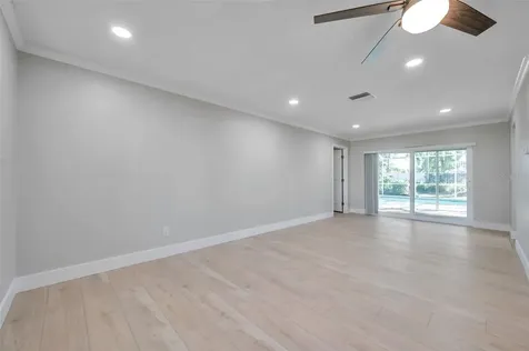 8789 Maplewood Road Seminole FL 33777