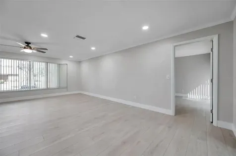 8789 Maplewood Road Seminole FL 33777