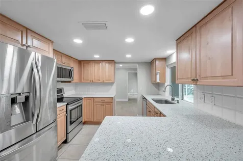 8789 Maplewood Road Seminole FL 33777