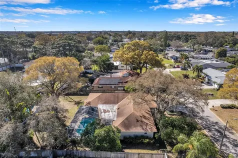 8789 Maplewood Road Seminole FL 33777