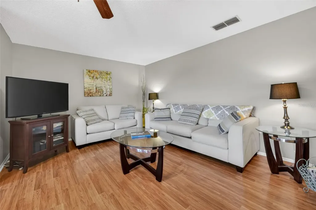 6080 80th Street N St Petersburg FL 33709