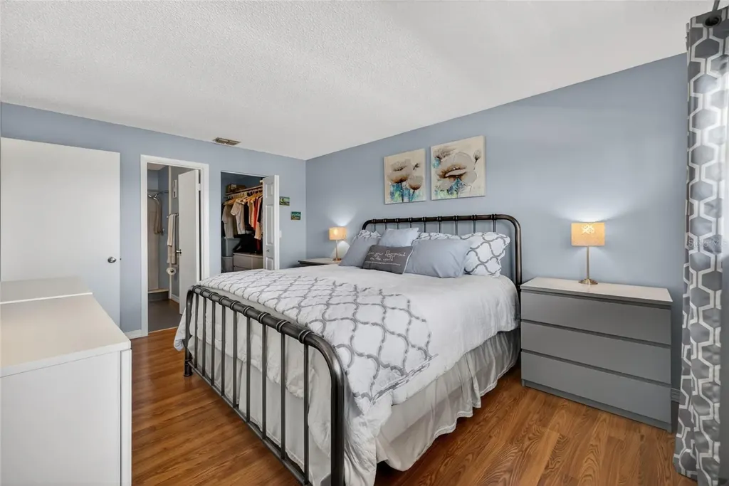 6080 80th Street N St Petersburg FL 33709