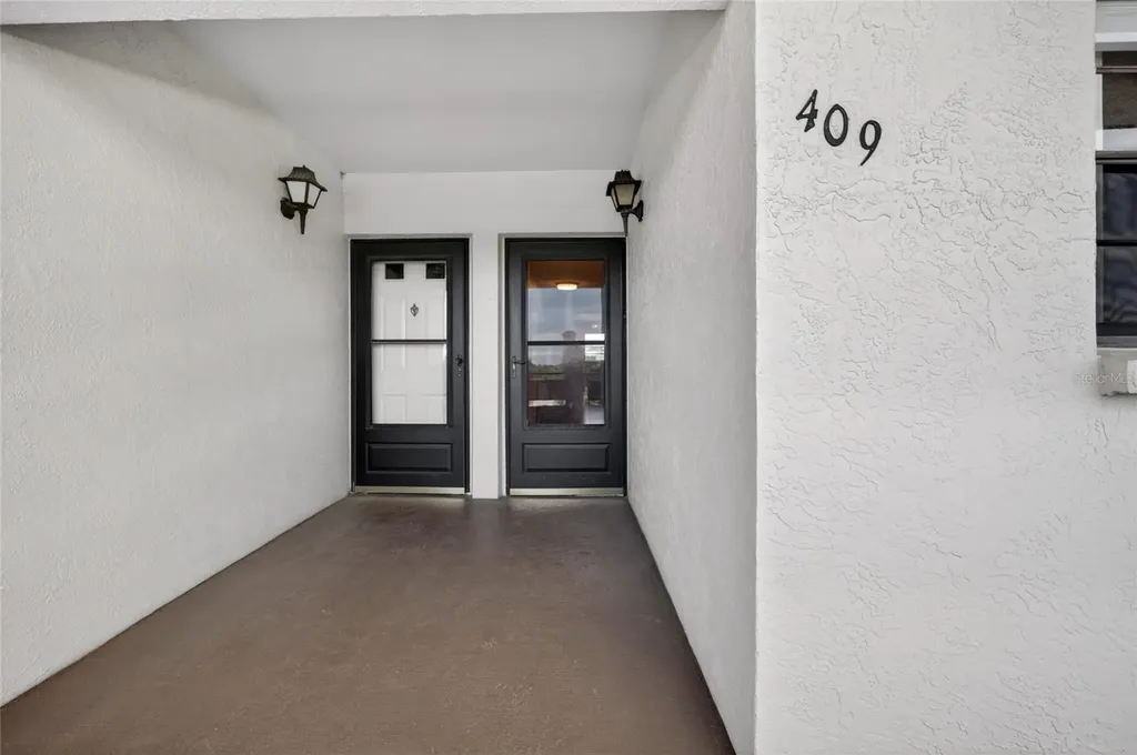 6080 80th Street N St Petersburg FL 33709