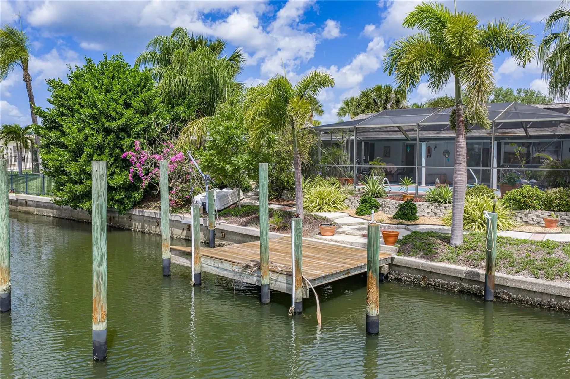906 Sago Palm Way Apollo Beach FL 33572