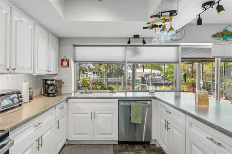 906 Sago Palm Way Apollo Beach FL 33572