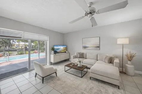 906 Sago Palm Way Apollo Beach FL 33572