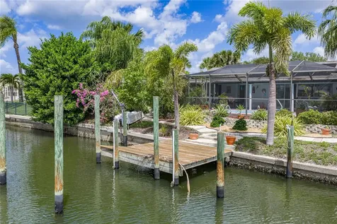 906 Sago Palm Way Apollo Beach FL 33572