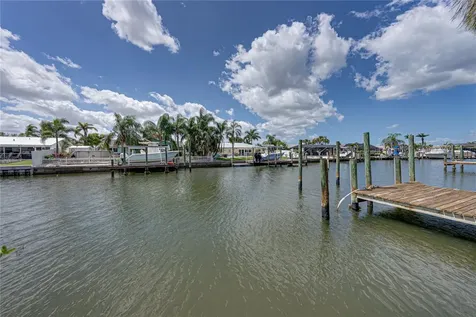 906 Sago Palm Way Apollo Beach FL 33572