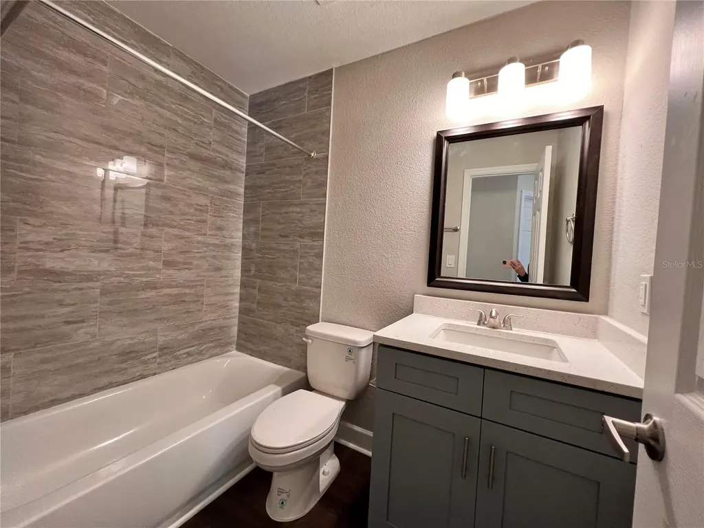 2536 Woodgate Boulevard Orlando FL 32822