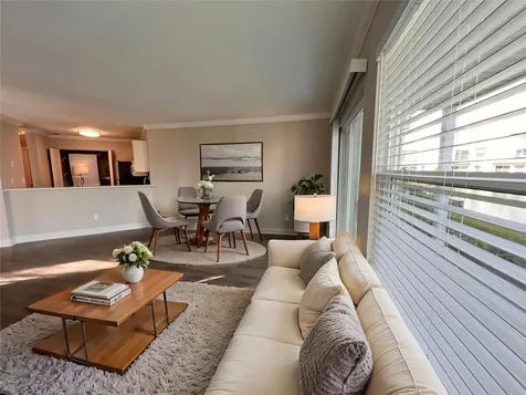 2536 Woodgate Boulevard Orlando FL 32822