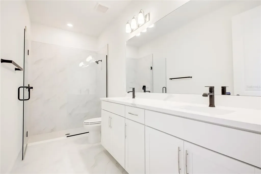 9039 Duany Lane Sarasota FL 34240