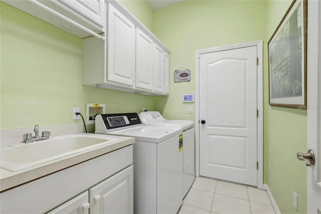 758 Planters Manor Way Bradenton FL 34212
