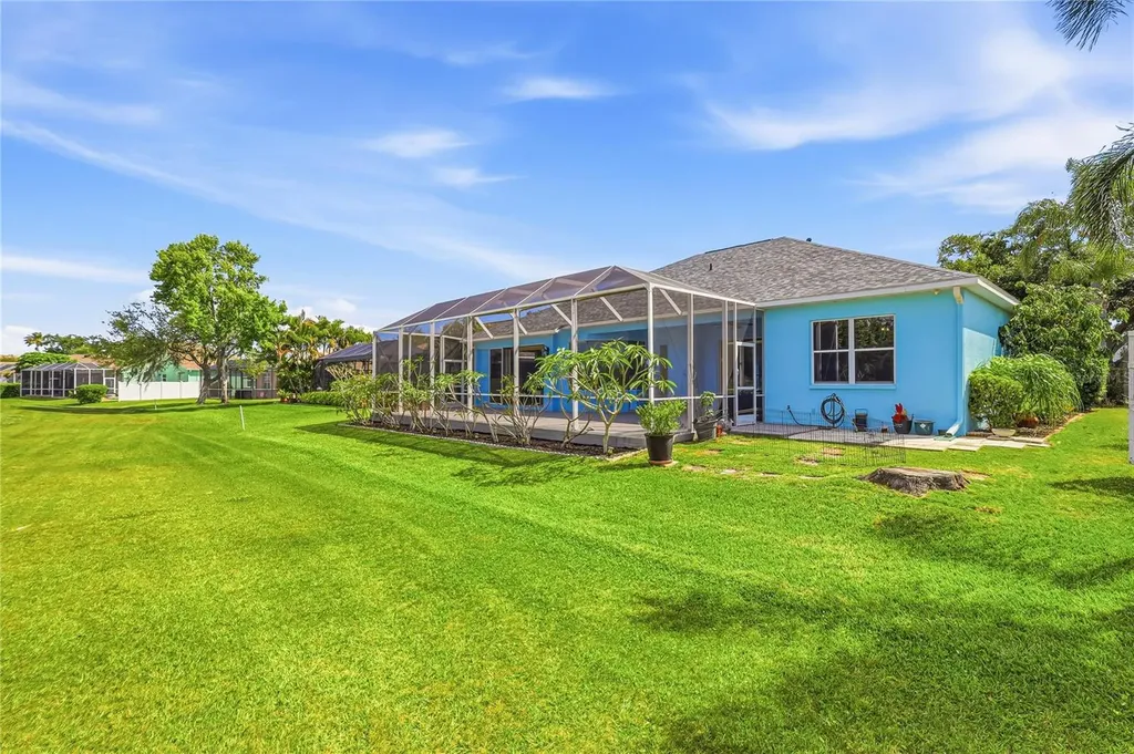 758 Planters Manor Way Bradenton FL 34212