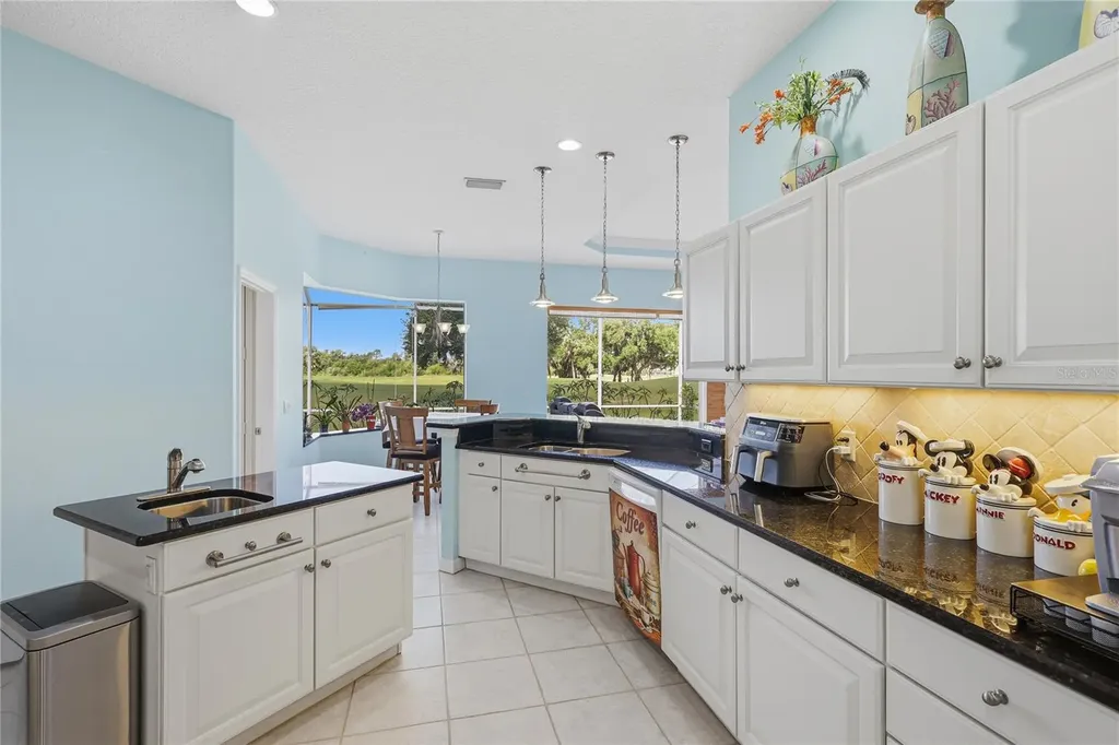 758 Planters Manor Way Bradenton FL 34212