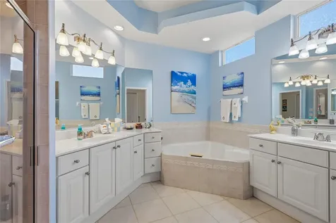 758 Planters Manor Way Bradenton FL 34212