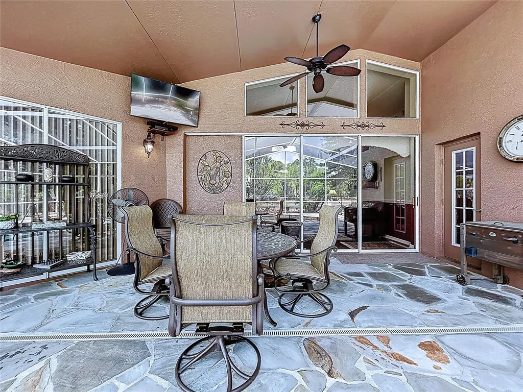 22707 Laureldale Drive Lutz FL 33549