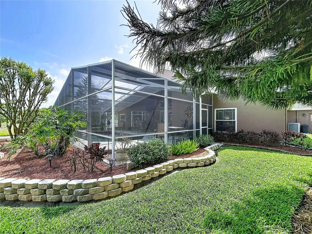 22707 Laureldale Drive Lutz FL 33549