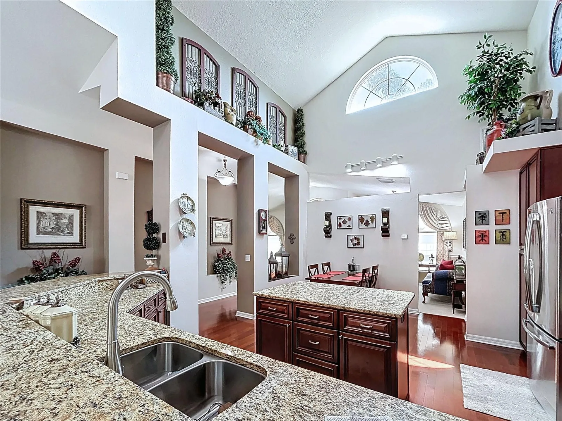 22707 Laureldale Drive Lutz FL 33549