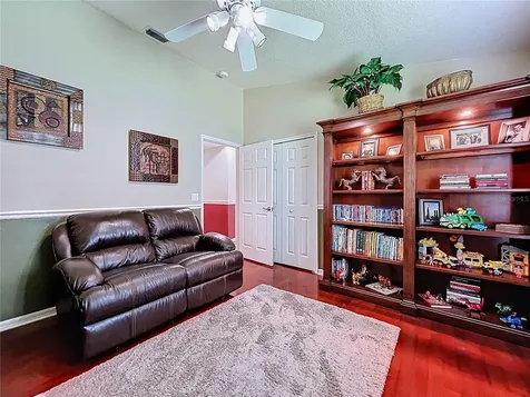 22707 Laureldale Drive Lutz FL 33549