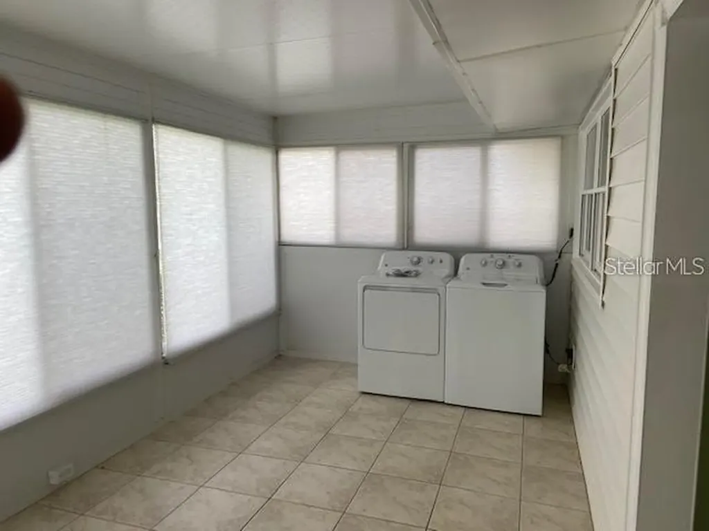 205 Andover Place N Sun City Center FL 33573