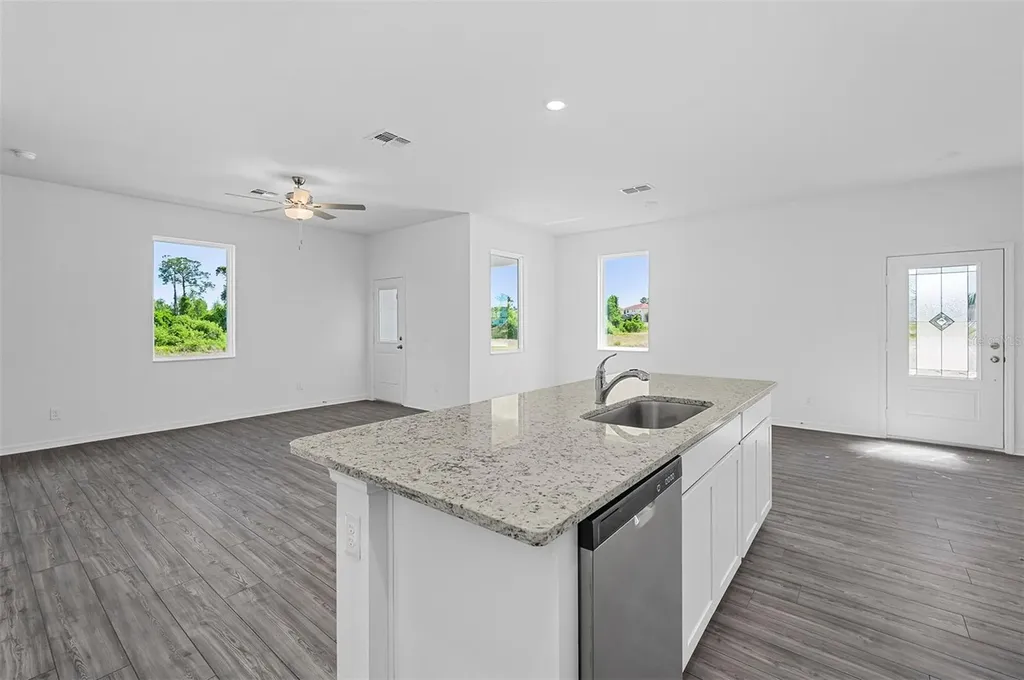 552 Bay Leaf Drive Poinciana FL 34759