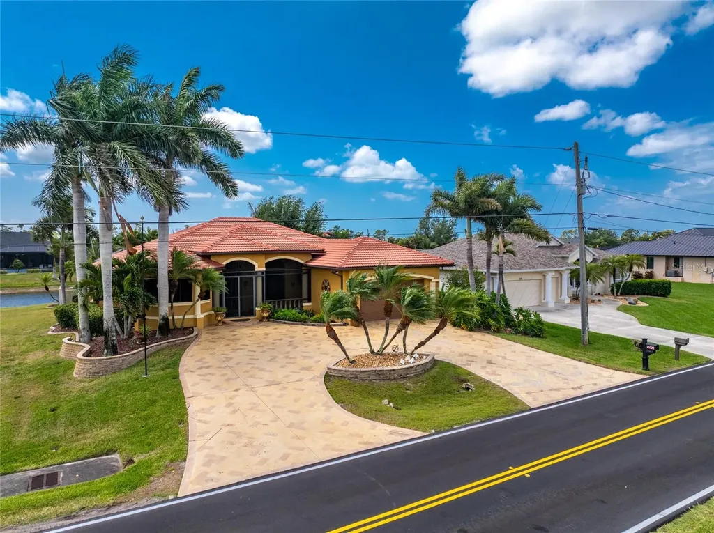 1141 Rotonda Circle Rotonda West FL 33947