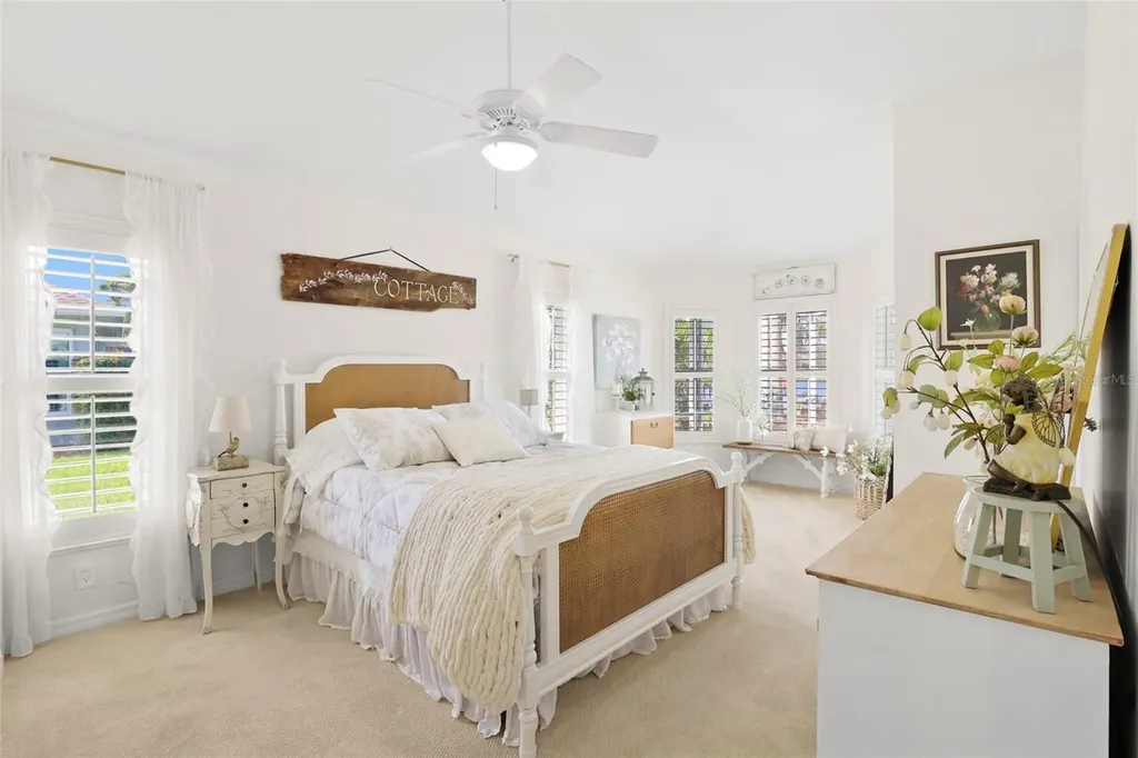 375 E Temple Court SW Vero Beach FL 32968