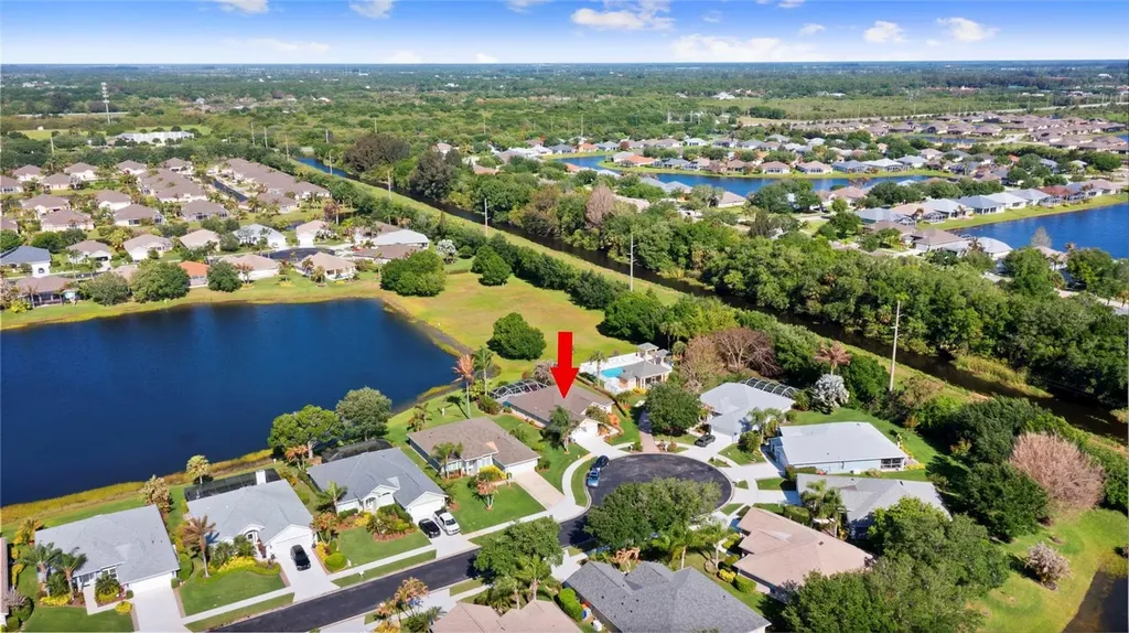 375 E Temple Court SW Vero Beach FL 32968