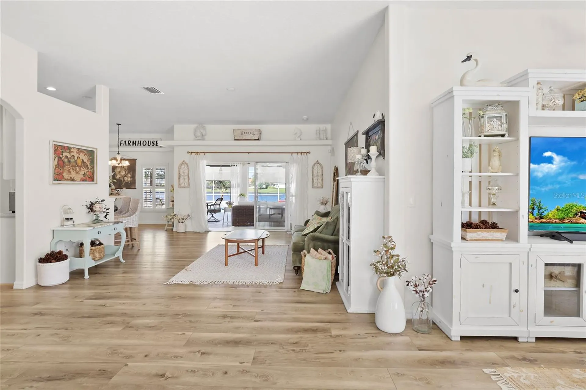 375 E Temple Court SW Vero Beach FL 32968