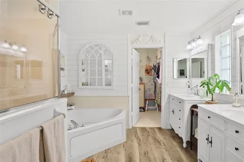 375 E Temple Court SW Vero Beach FL 32968