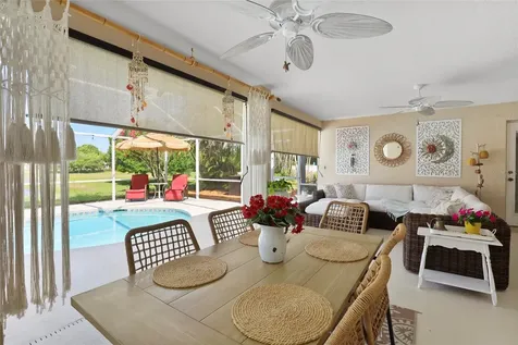 375 E Temple Court SW Vero Beach FL 32968