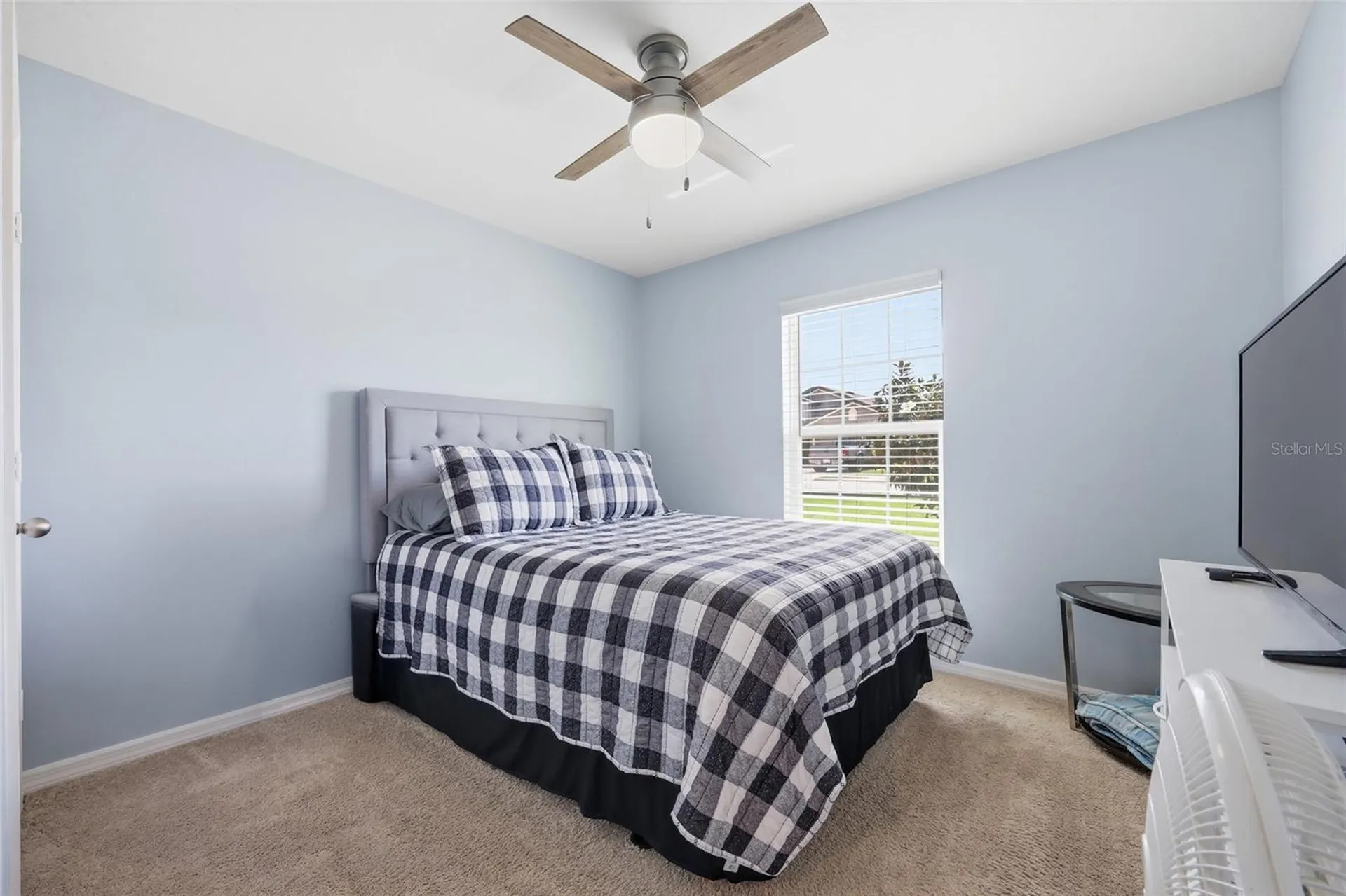 1607 Swan Lake Circle Dundee FL 33838