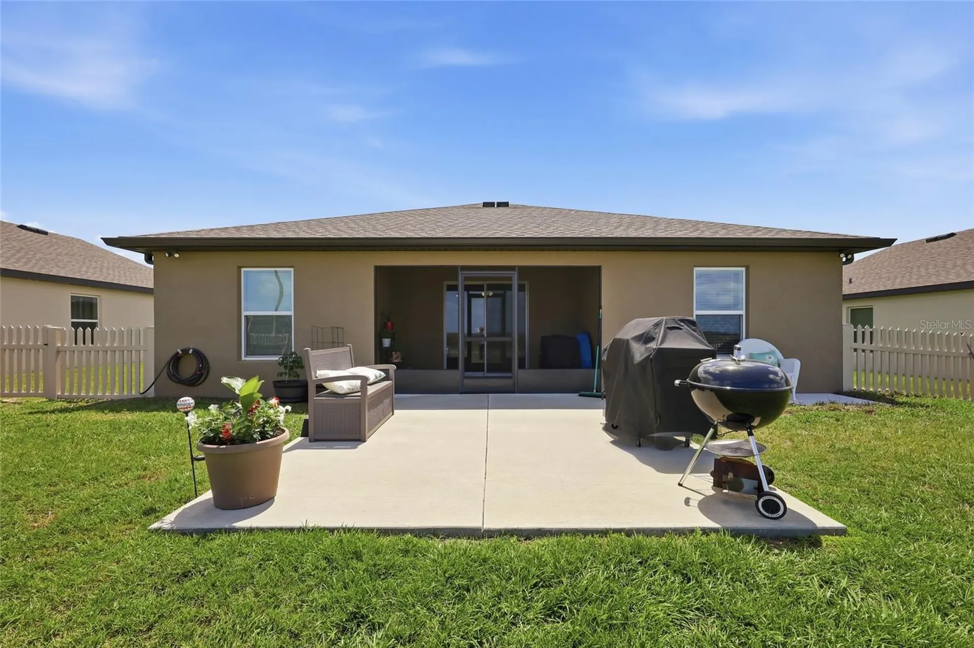 1607 Swan Lake Circle Dundee FL 33838