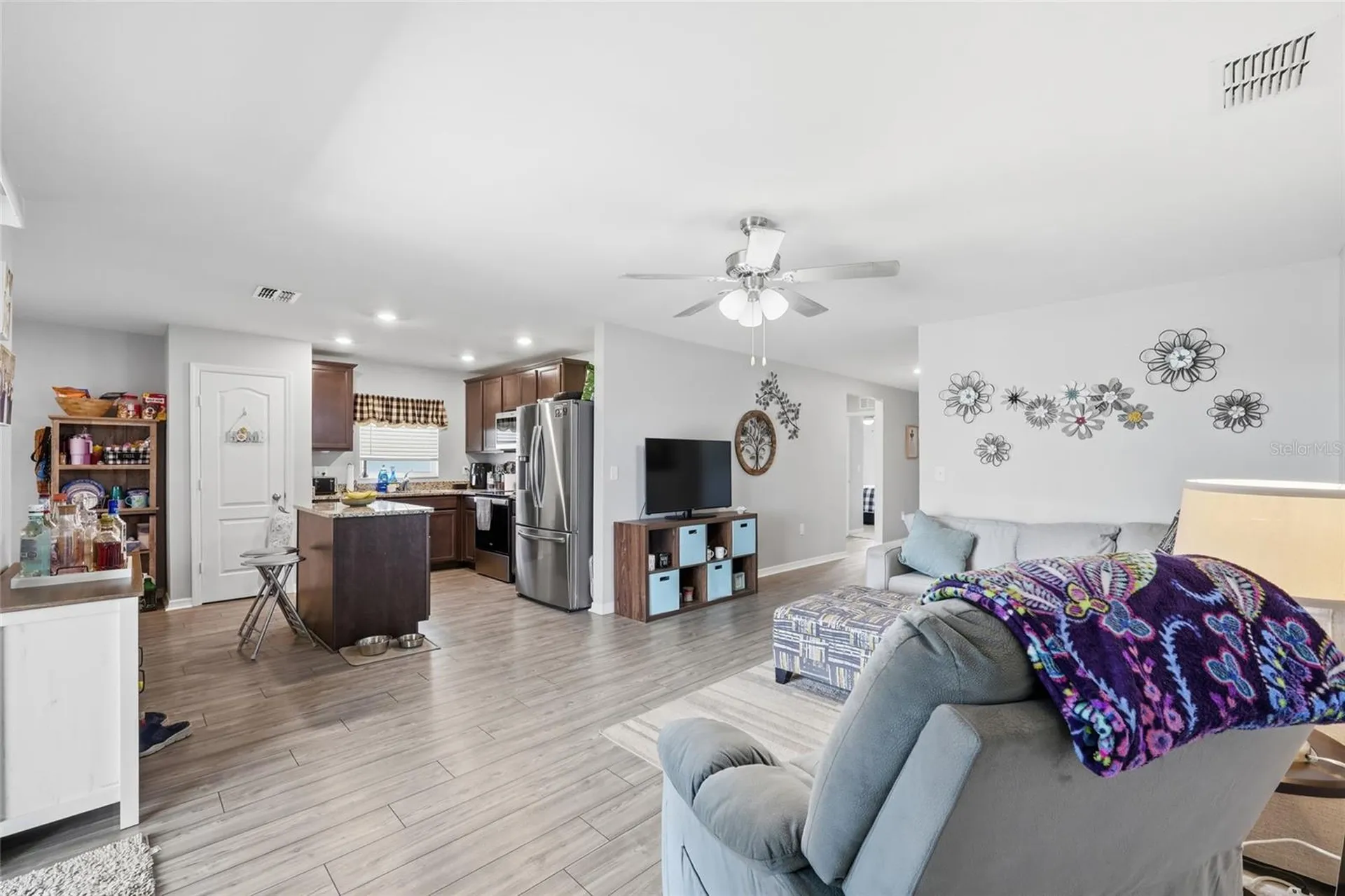 1607 Swan Lake Circle Dundee FL 33838