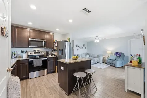 1607 Swan Lake Circle Dundee FL 33838