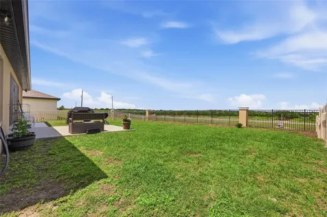 1607 Swan Lake Circle Dundee FL 33838