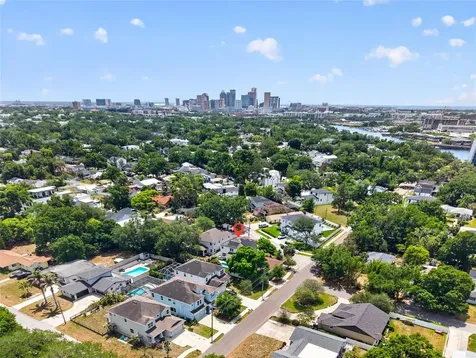 1031 W Alfred Street Tampa FL 33603