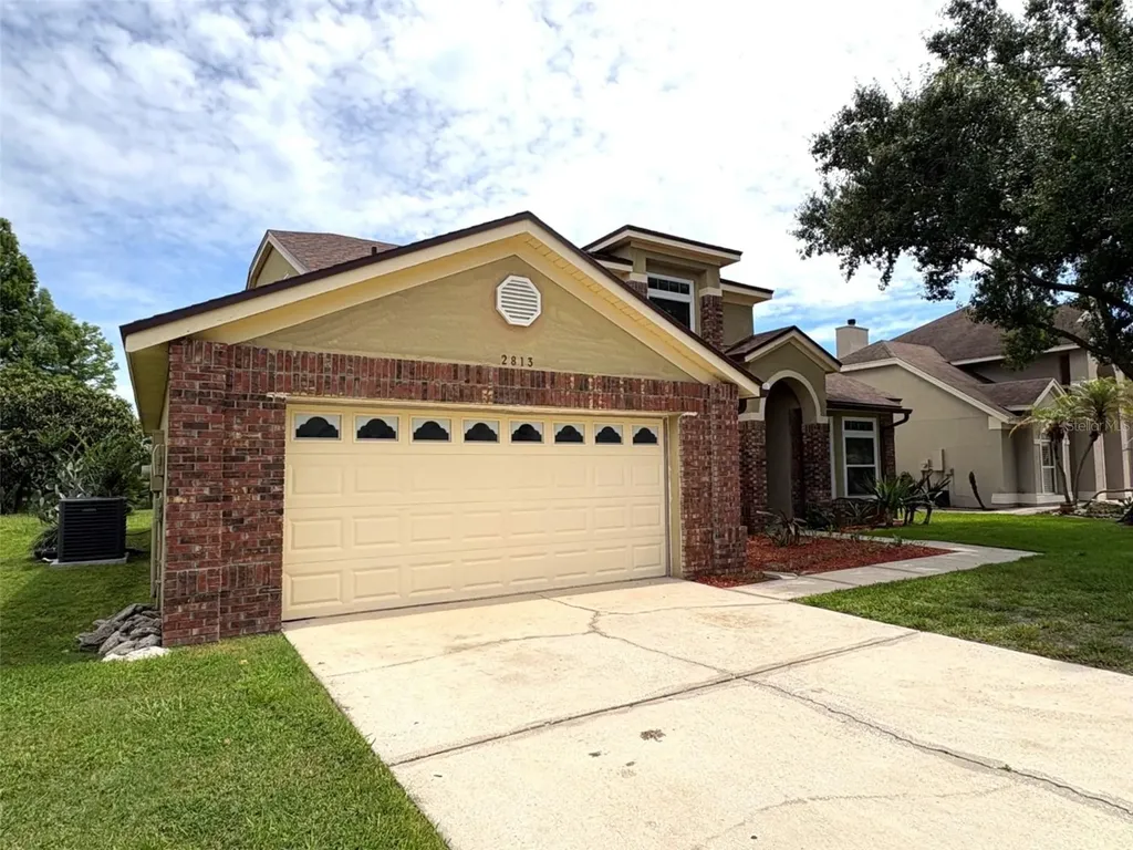 2813 Rolling Broak Drive Orlando FL 32837