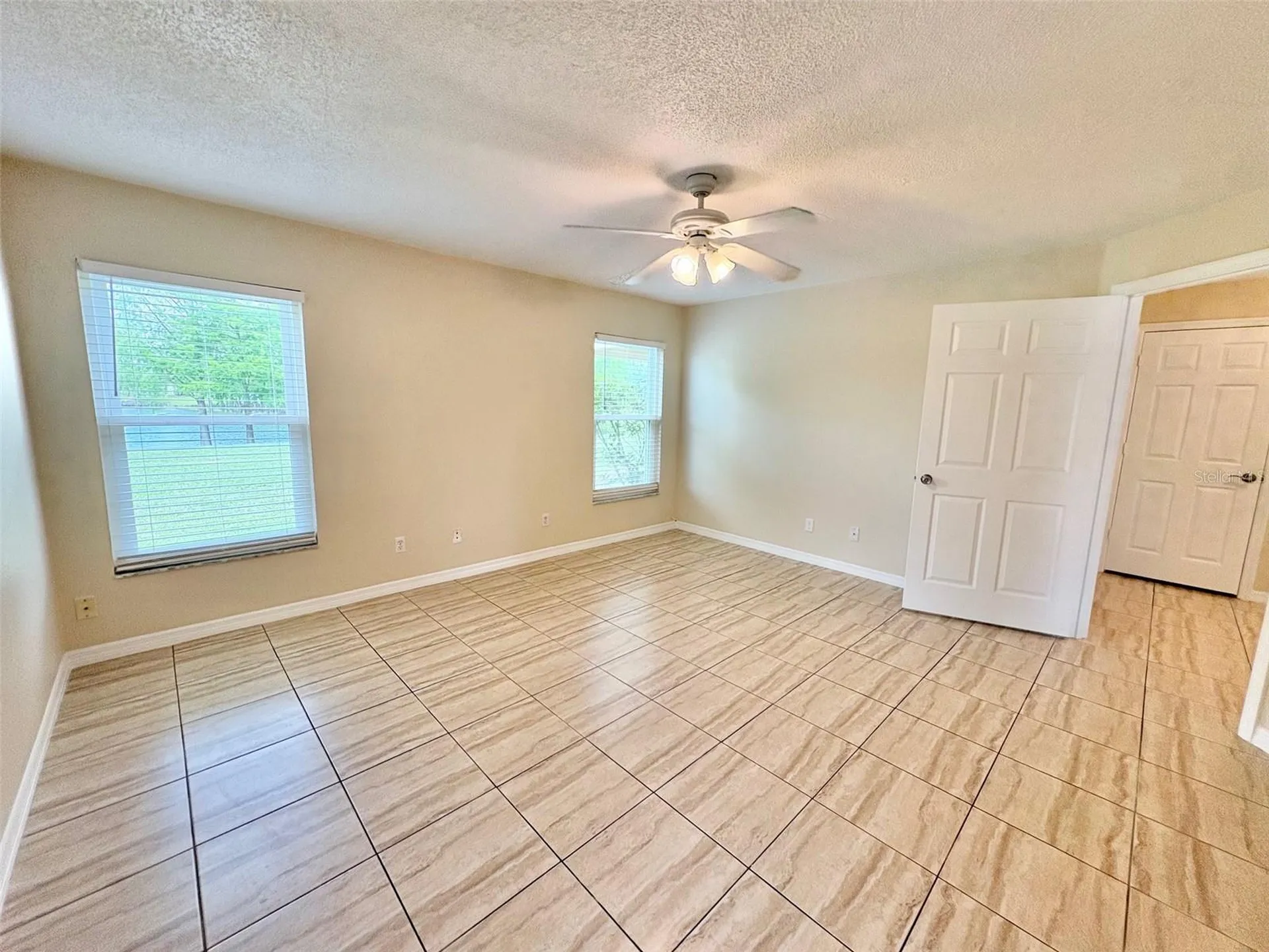2813 Rolling Broak Drive Orlando FL 32837