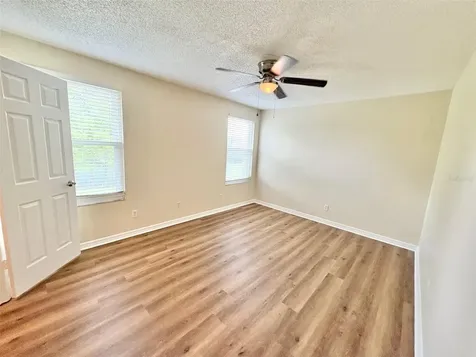 2813 Rolling Broak Drive Orlando FL 32837