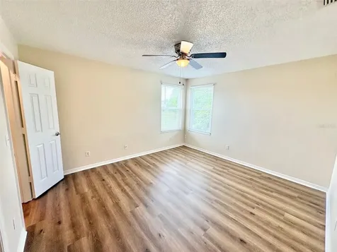 2813 Rolling Broak Drive Orlando FL 32837