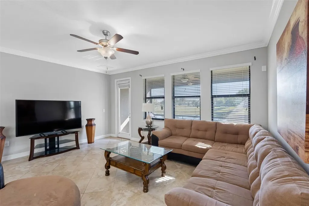 10066 Victory Gallop Loop Ruskin FL 33573