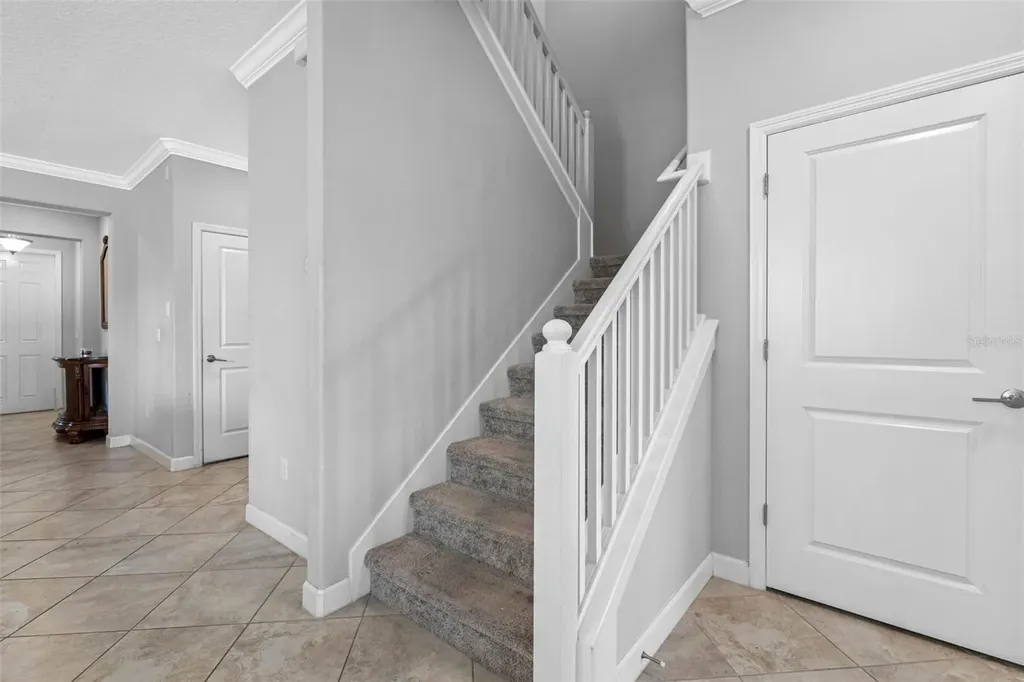 10066 Victory Gallop Loop Ruskin FL 33573
