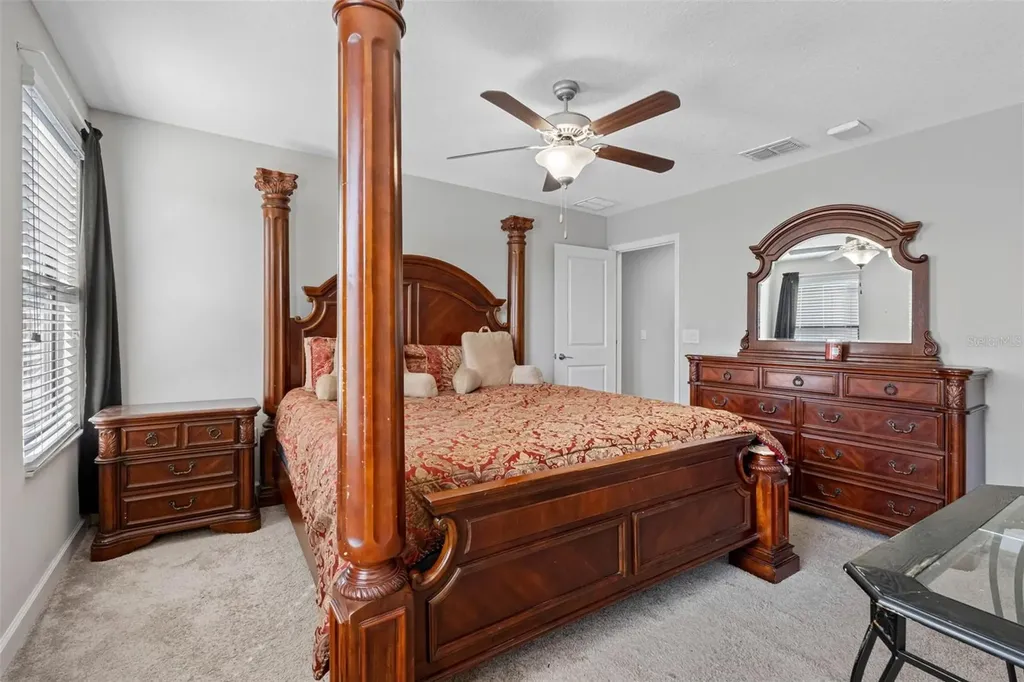 10066 Victory Gallop Loop Ruskin FL 33573